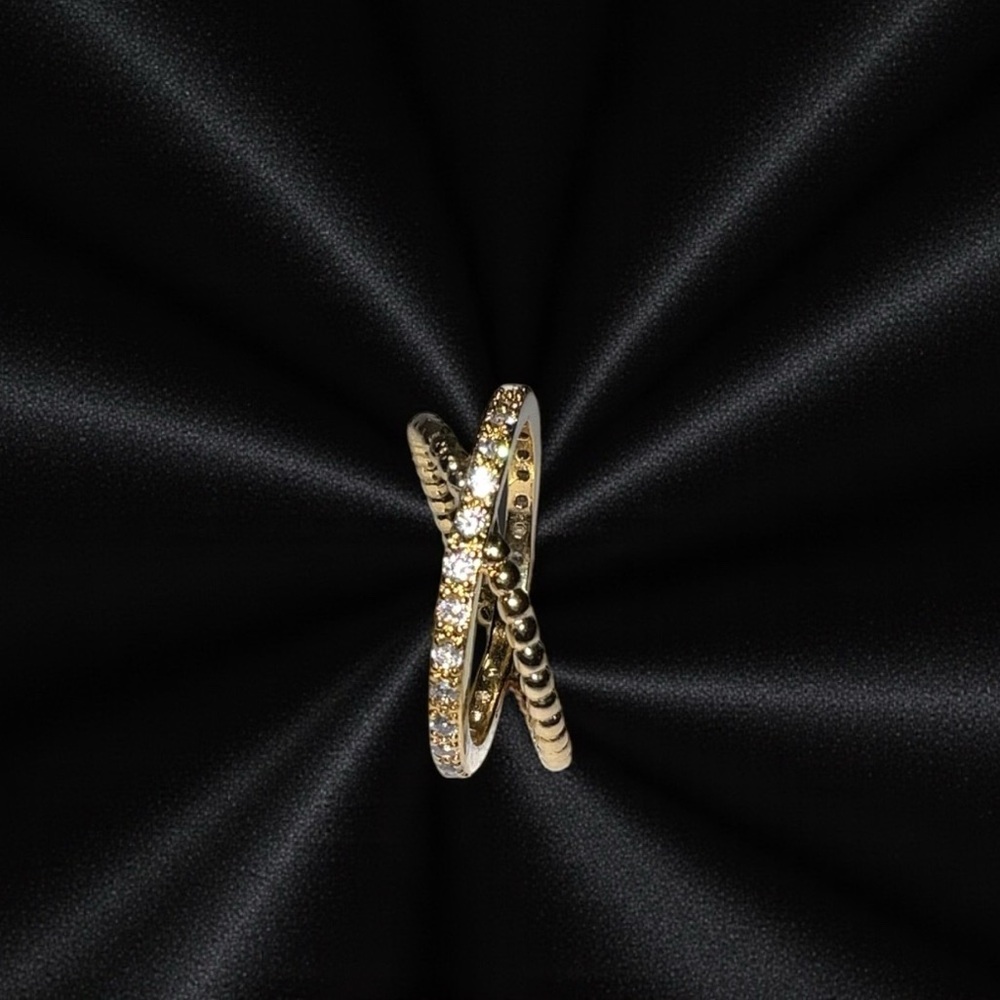 Elegant Gold Crossover Rings